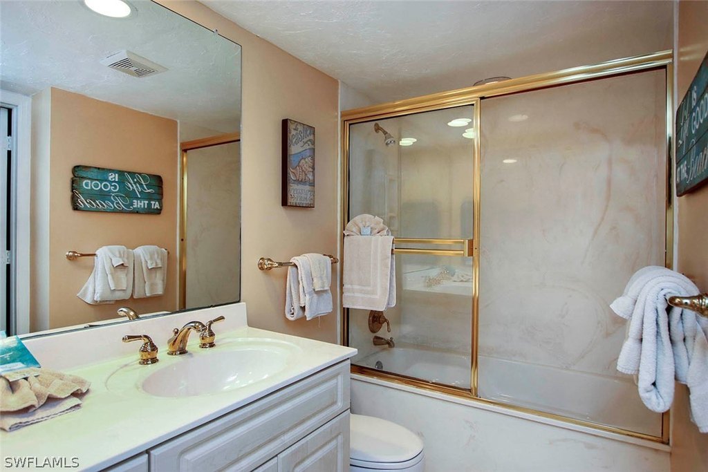 Sanibel, Florida, 33957, United States, 2 Bedrooms Bedrooms, ,2 BathroomsBathrooms,Residential,Forsale,1886403
