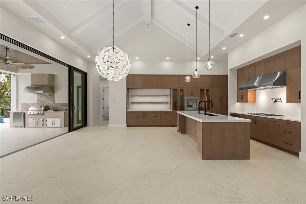 Sanibel, Florida, 33957, United States, 4 Bedrooms Bedrooms, ,4.5 BathroomsBathrooms,Residential,Forsale,1886382