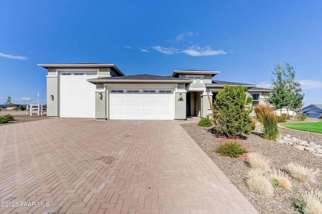 Prescott Valley, Arizona, 86315, United States, 3 Bedrooms Bedrooms, ,2 BathroomsBathrooms,Residential,Forsale,1903154