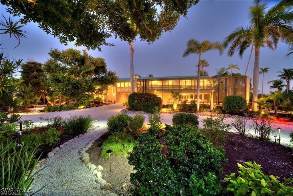 Captiva, Florida, 33924, United States, 6 Bedrooms Bedrooms, ,7.5 BathroomsBathrooms,Residential,Forsale,1886353
