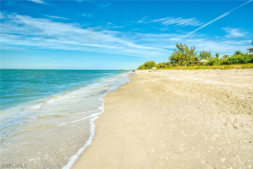 Captiva, Florida, 33924, United States, 3 Bedrooms Bedrooms, ,2.5 BathroomsBathrooms,Residential,Forsale,1886348