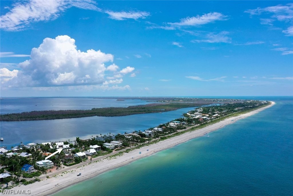 Captiva, Florida, 33924, United States, 3 Bedrooms Bedrooms, ,2.5 BathroomsBathrooms,Residential,Forsale,1886348