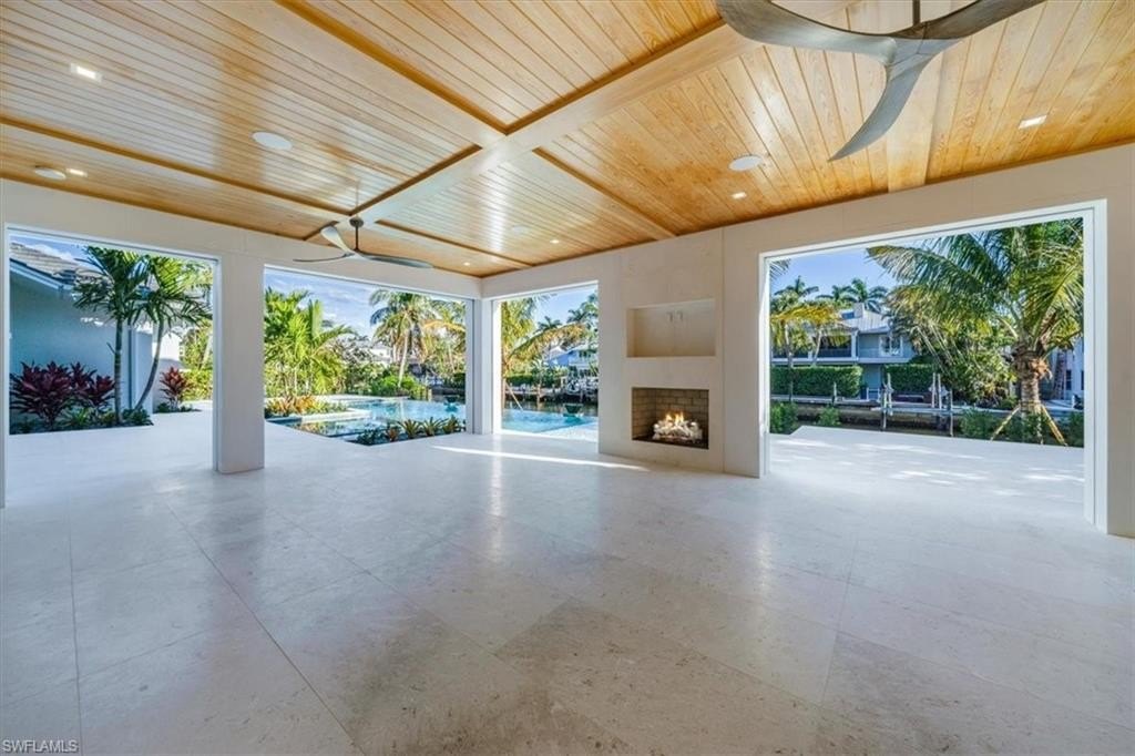 NAPLES, Florida, 34102, United States, 5 Bedrooms Bedrooms, ,5.5 BathroomsBathrooms,Residential,Forsale,1995082