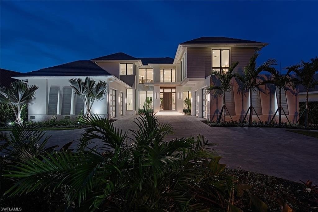 NAPLES, Florida, 34102, United States, 5 Bedrooms Bedrooms, ,6.5 BathroomsBathrooms,Residential,Forsale,1995081