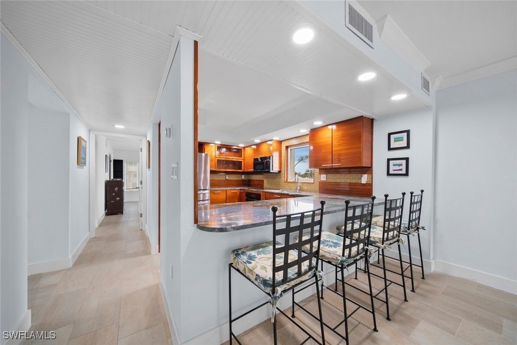 Sanibel, Florida, 33957, United States, 3 Bedrooms Bedrooms, ,2 BathroomsBathrooms,Residential,Forsale,1886340