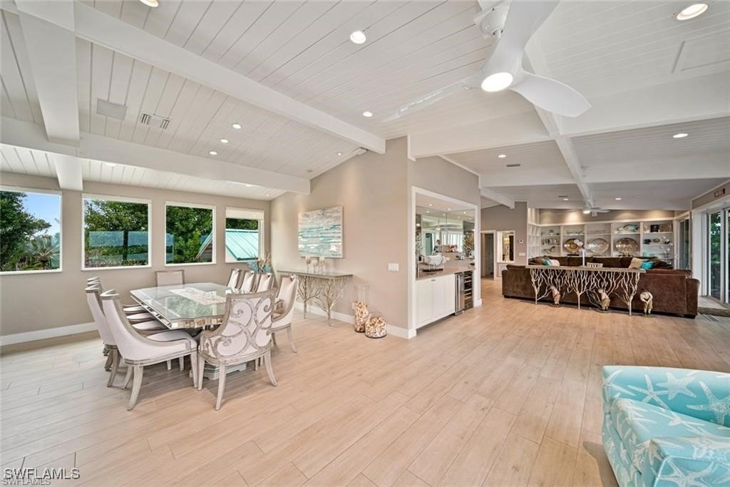 Captiva, Florida, 33924, United States, 6 Bedrooms Bedrooms, ,7.5 BathroomsBathrooms,Residential,Forsale,1886353