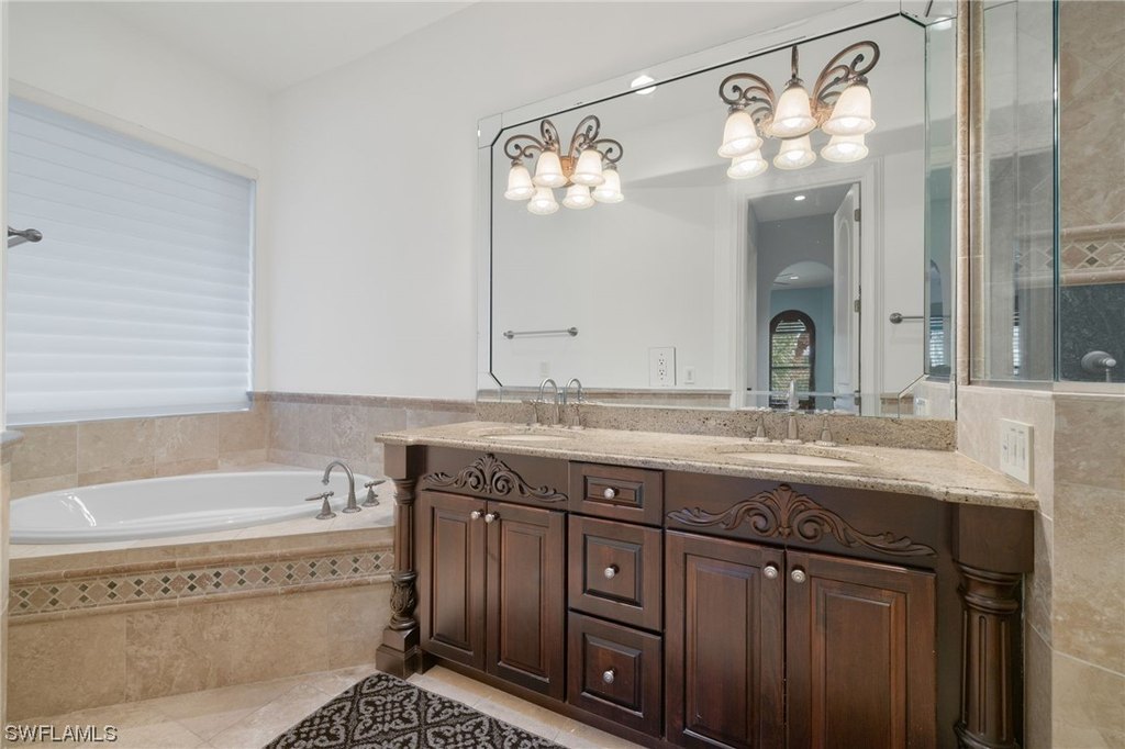 Captiva, Florida, 33924, United States, 5 Bedrooms Bedrooms, ,4.5 BathroomsBathrooms,Residential,Forsale,1971949