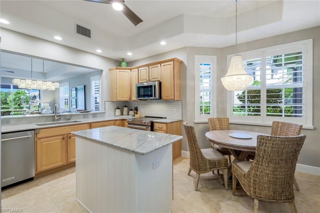 MIROMAR LAKES, Florida, 33913, United States, 2 Bedrooms Bedrooms, ,2.5 BathroomsBathrooms,Residential,Forsale,1904054