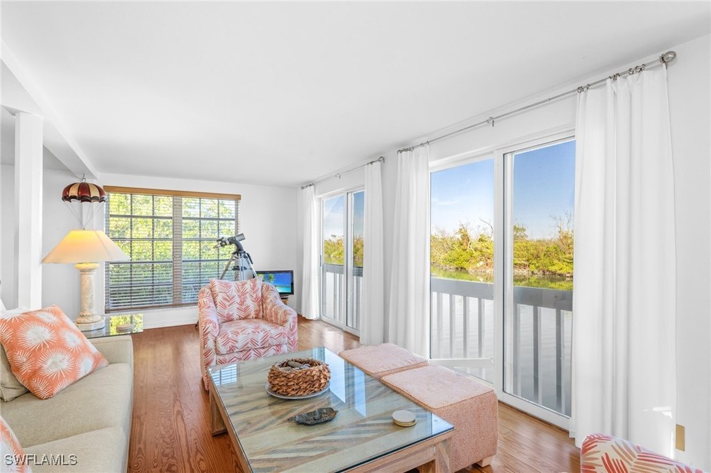 Captiva, Florida, 33924, United States, 6 Bedrooms Bedrooms, ,6.5 BathroomsBathrooms,Residential,Forsale,1886378