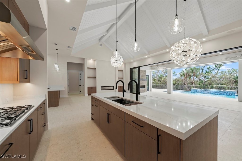 Sanibel, Florida, 33957, United States, 4 Bedrooms Bedrooms, ,4.5 BathroomsBathrooms,Residential,Forsale,1886382