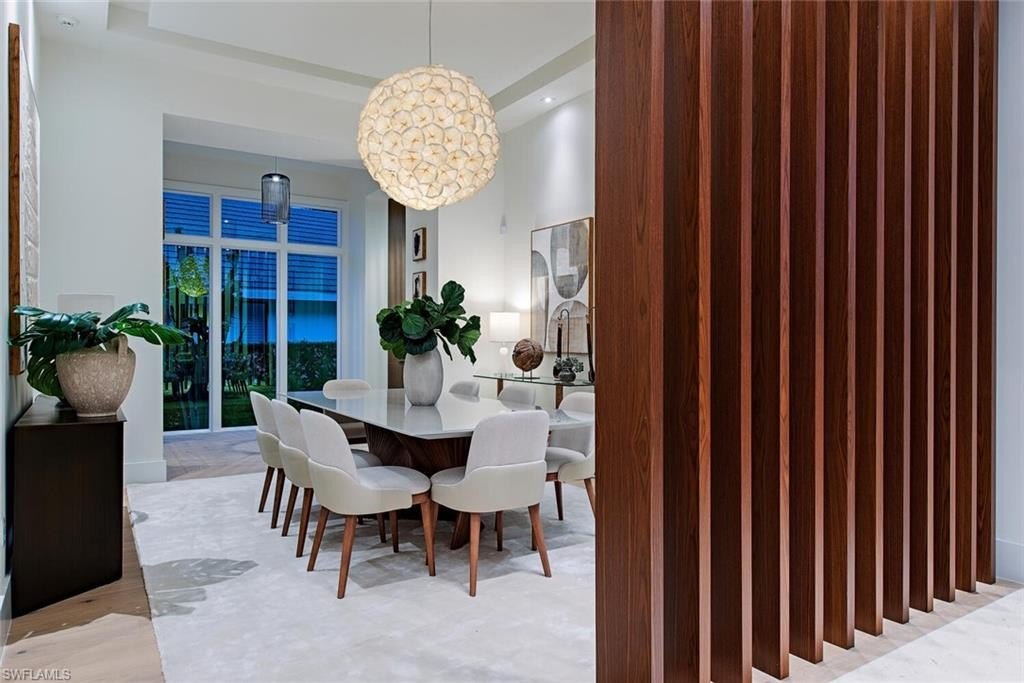 NAPLES, Florida, 34102, United States, 5 Bedrooms Bedrooms, ,6.5 BathroomsBathrooms,Residential,Forsale,1995081