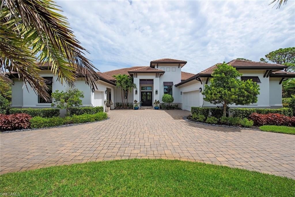 NAPLES, Florida, 34108, United States, 4 Bedrooms Bedrooms, ,4.5 BathroomsBathrooms,Residential,Forsale,1995083