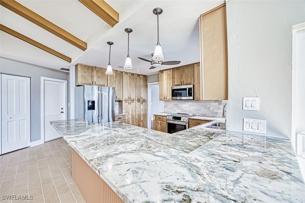 Sanibel, Florida, 33957, United States, 3 Bedrooms Bedrooms, ,2 BathroomsBathrooms,Residential,Forsale,1971951