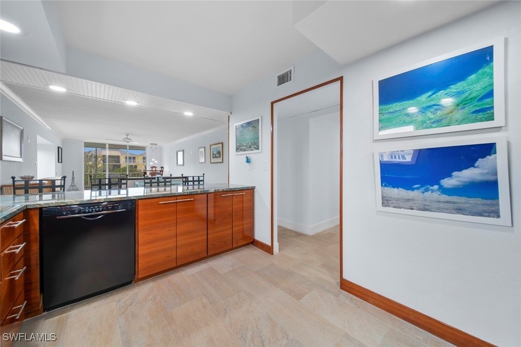 Sanibel, Florida, 33957, United States, 3 Bedrooms Bedrooms, ,2 BathroomsBathrooms,Residential,Forsale,1886340