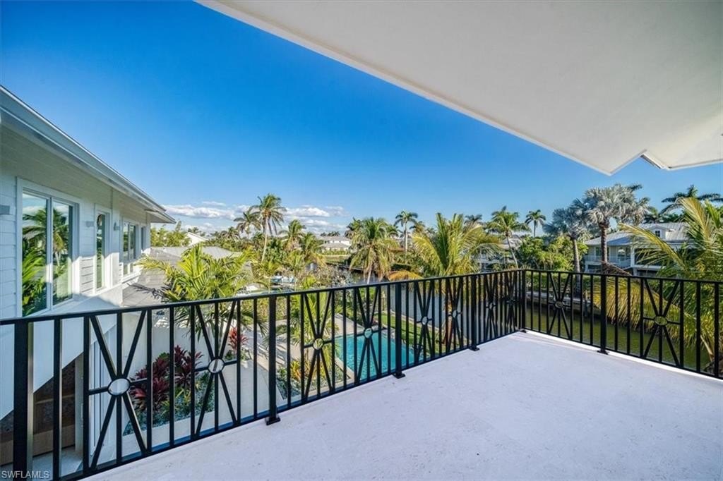 NAPLES, Florida, 34102, United States, 5 Bedrooms Bedrooms, ,5.5 BathroomsBathrooms,Residential,Forsale,1995082