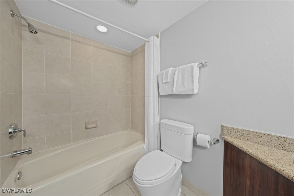 Captiva, Florida, 33924, United States, 3 Bedrooms Bedrooms, ,3 BathroomsBathrooms,Residential,Forsale,1886367