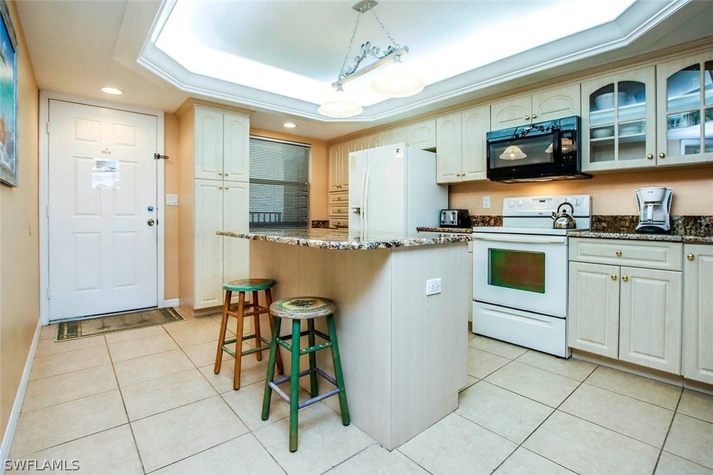 Sanibel, Florida, 33957, United States, 2 Bedrooms Bedrooms, ,2 BathroomsBathrooms,Residential,Forsale,1886403