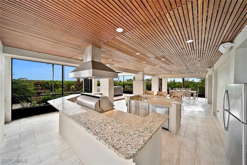 Captiva, Florida, 33924, United States, 6 Bedrooms Bedrooms, ,7.5 BathroomsBathrooms,Residential,Forsale,1886353
