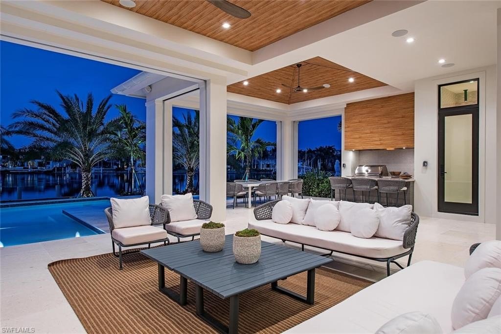 NAPLES, Florida, 34102, United States, 5 Bedrooms Bedrooms, ,6.5 BathroomsBathrooms,Residential,Forsale,1995081