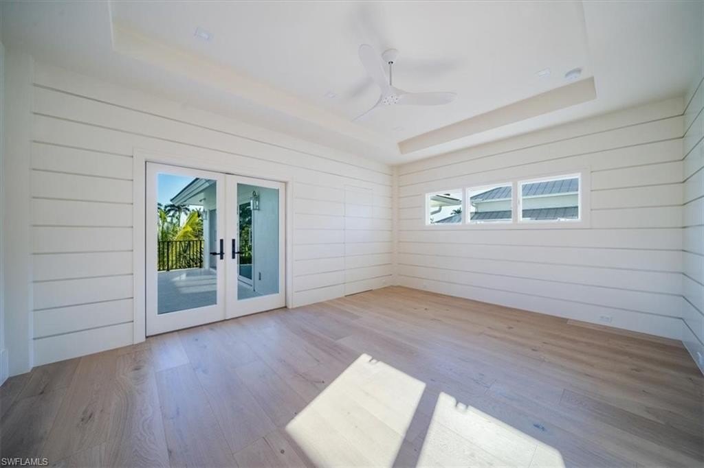 NAPLES, Florida, 34102, United States, 5 Bedrooms Bedrooms, ,5.5 BathroomsBathrooms,Residential,Forsale,1995082