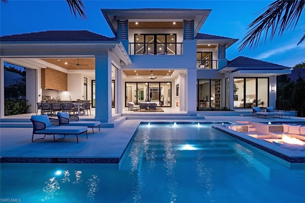 NAPLES, Florida, 34102, United States, 5 Bedrooms Bedrooms, ,6.5 BathroomsBathrooms,Residential,Forsale,1995081