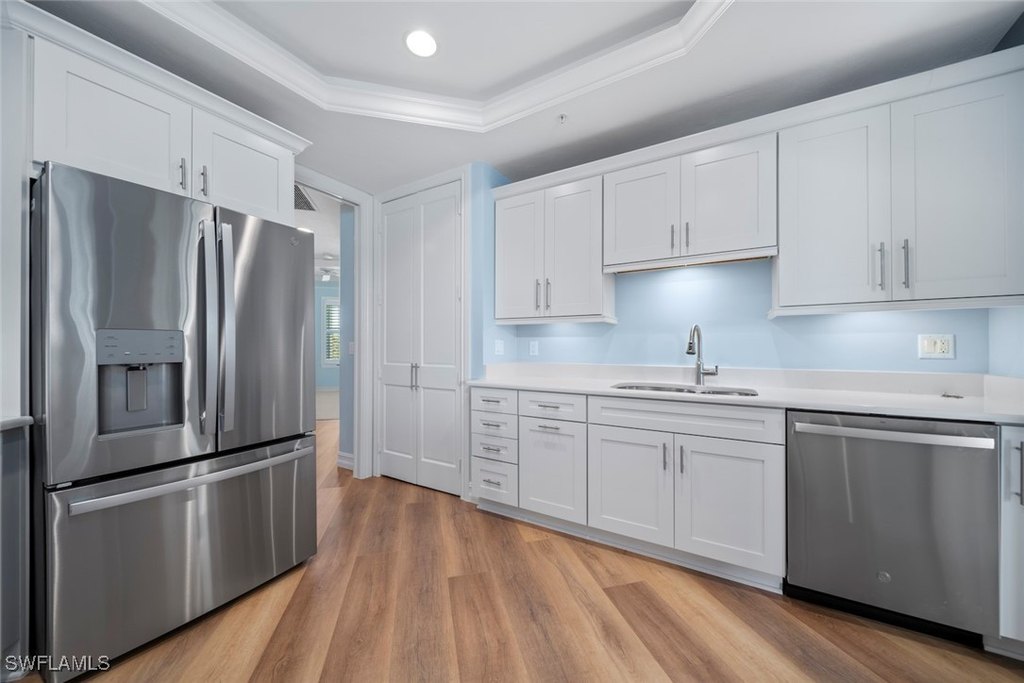 Sanibel, Florida, 33957, United States, 3 Bedrooms Bedrooms, ,2.5 BathroomsBathrooms,Residential,Forsale,1886408