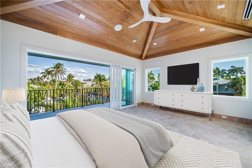 NAPLES, Florida, 34102, United States, 5 Bedrooms Bedrooms, ,5.5 BathroomsBathrooms,Residential,Forsale,1995082