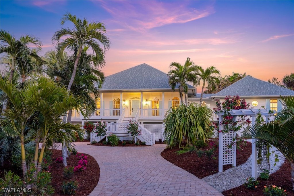 Captiva, Florida, 33924, United States, 6 Bedrooms Bedrooms, ,6.5 BathroomsBathrooms,Residential,Forsale,1886378