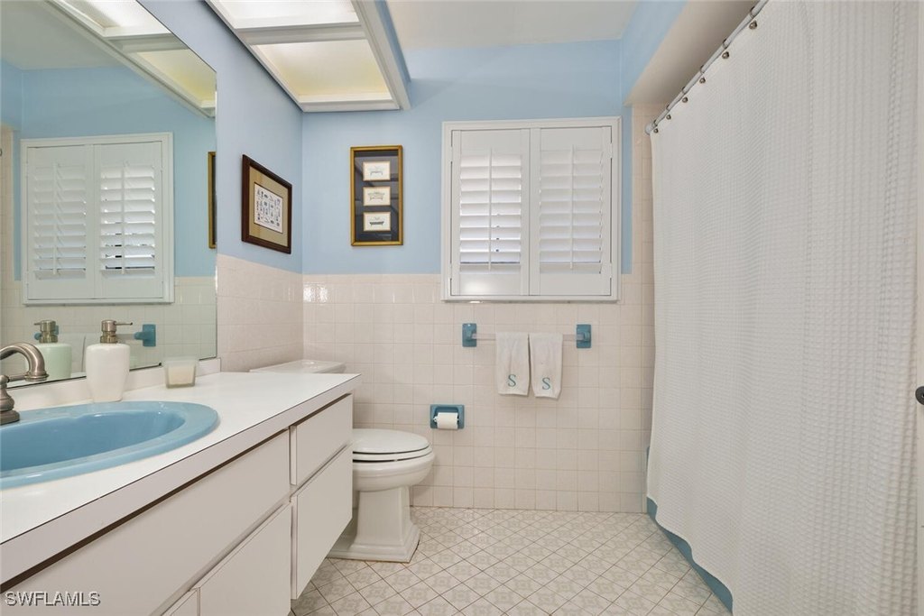 Fort Myers, Florida, 33912, United States, 3 Bedrooms Bedrooms, ,2.5 BathroomsBathrooms,Residential,Forsale,1971959