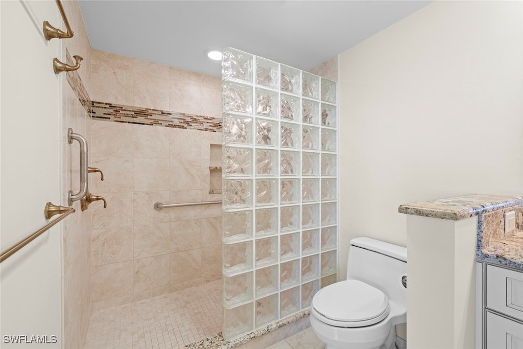 Sanibel, Florida, 33957, United States, 2 Bedrooms Bedrooms, ,2 BathroomsBathrooms,Residential,Forsale,1886373