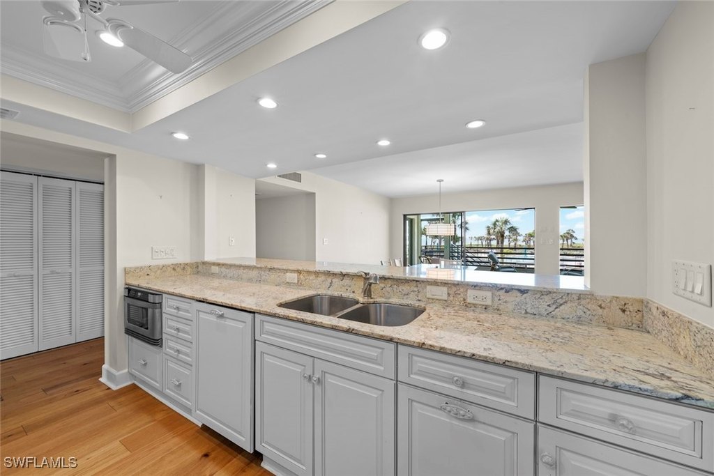 Sanibel, Florida, 33957, United States, 2 Bedrooms Bedrooms, ,2 BathroomsBathrooms,Residential,Forsale,1886373