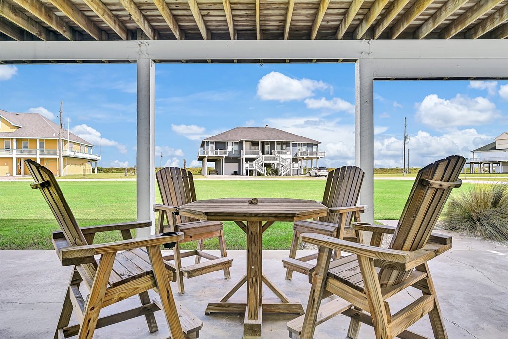 Crystal Beach, Texas, 77650, United States, 3 Bedrooms Bedrooms, ,2 BathroomsBathrooms,Residential,Forsale,1889108