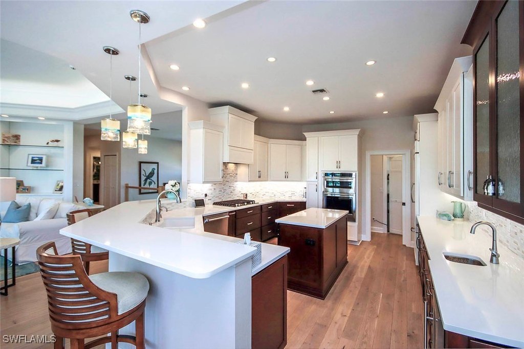 Sanibel, Florida, 33957, United States, 3 Bedrooms Bedrooms, ,3.5 BathroomsBathrooms,Residential,Forsale,1971941