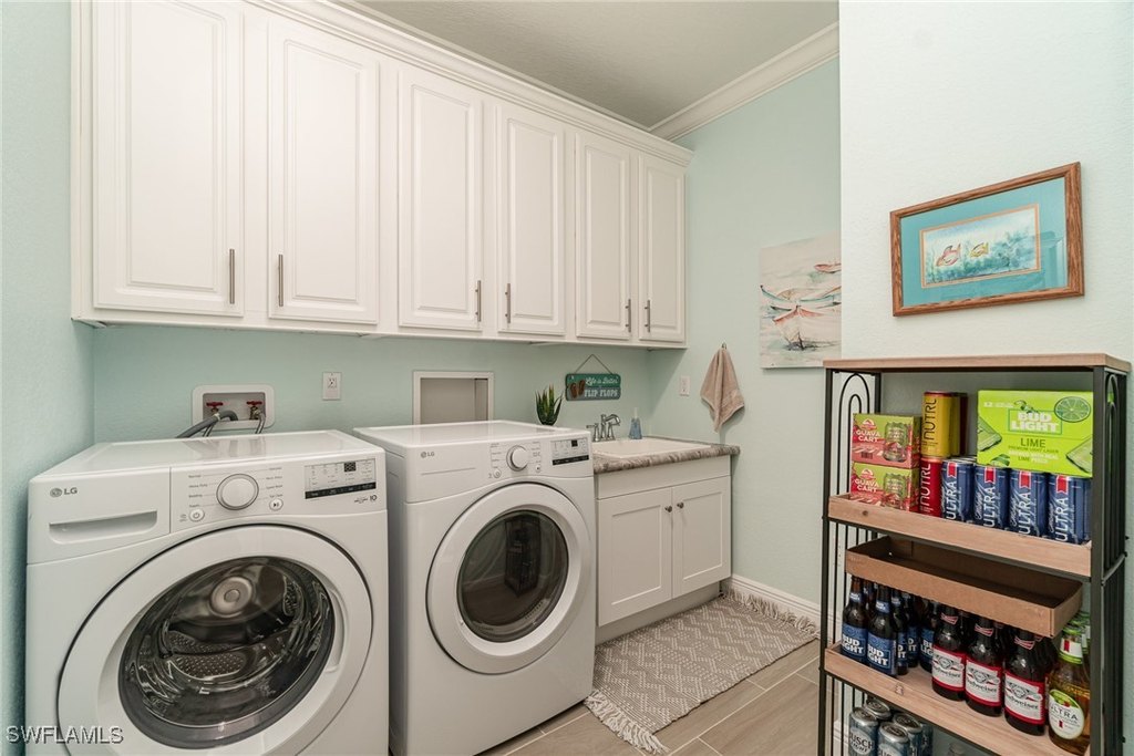 Fort Myers Beach, Florida, 33931, United States, 2 Bedrooms Bedrooms, ,2 BathroomsBathrooms,Residential,Forsale,2004772