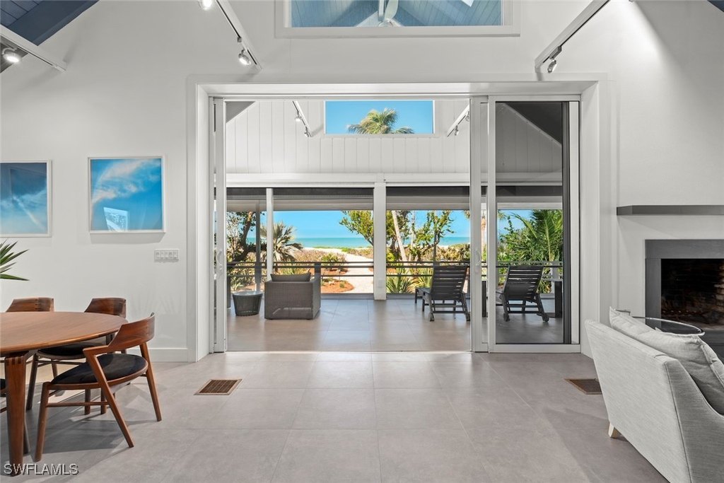Captiva, Florida, 33924, United States, 5 Bedrooms Bedrooms, ,4.5 BathroomsBathrooms,Residential,Forsale,1886344