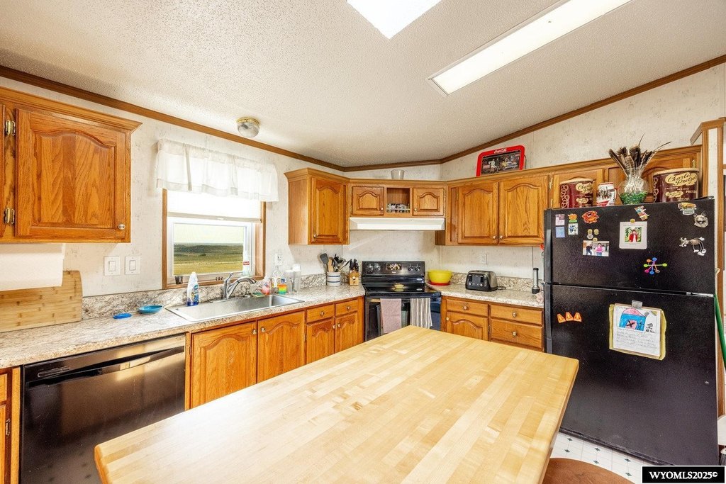 Buffalo, Wyoming, 82834, United States, 3 Bedrooms Bedrooms, ,3 BathroomsBathrooms,Residential,Forsale,1963296