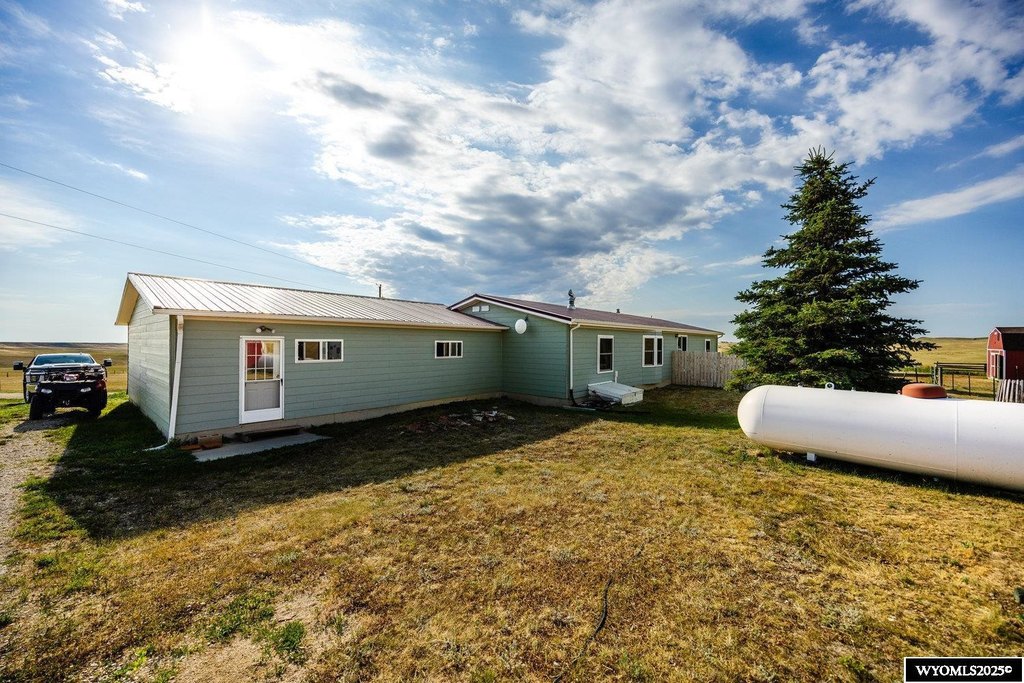 Buffalo, Wyoming, 82834, United States, 3 Bedrooms Bedrooms, ,3 BathroomsBathrooms,Residential,Forsale,1963296
