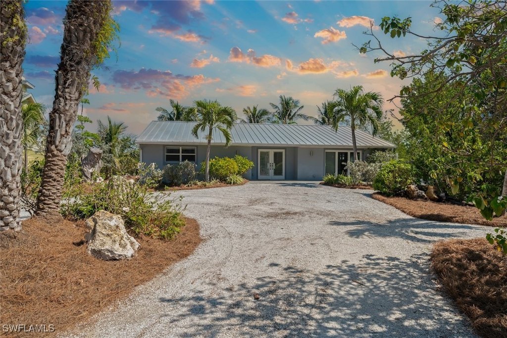 Captiva, Florida, 33924, United States, 3 Bedrooms Bedrooms, ,3.5 BathroomsBathrooms,Residential,Forsale,1886393