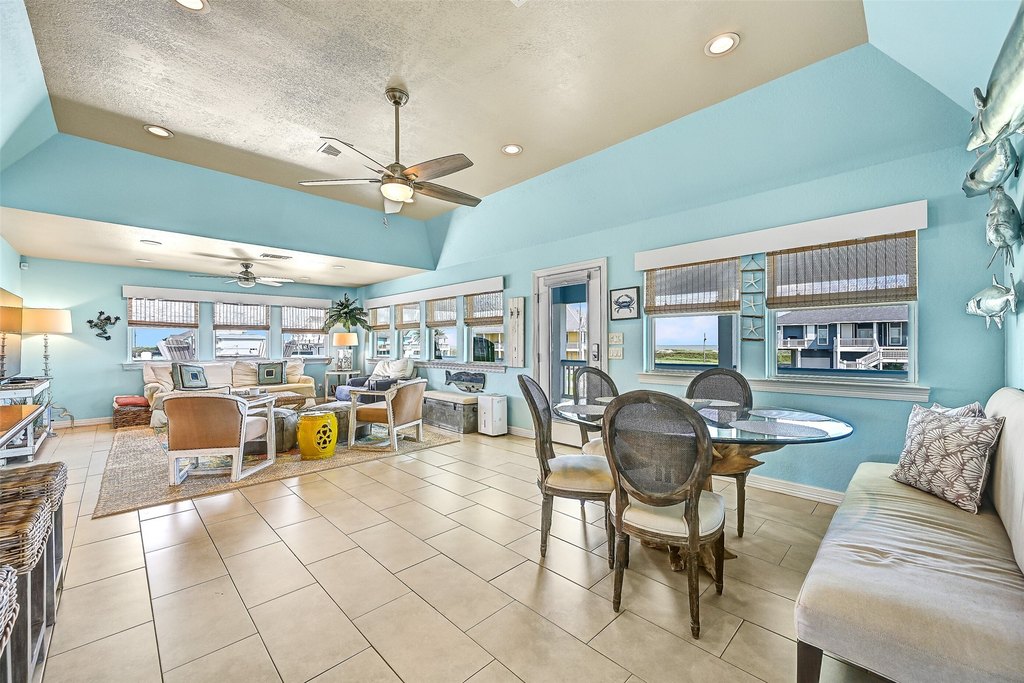 Crystal Beach, Texas, 77650, United States, 3 Bedrooms Bedrooms, ,2 BathroomsBathrooms,Residential,Forsale,1889108