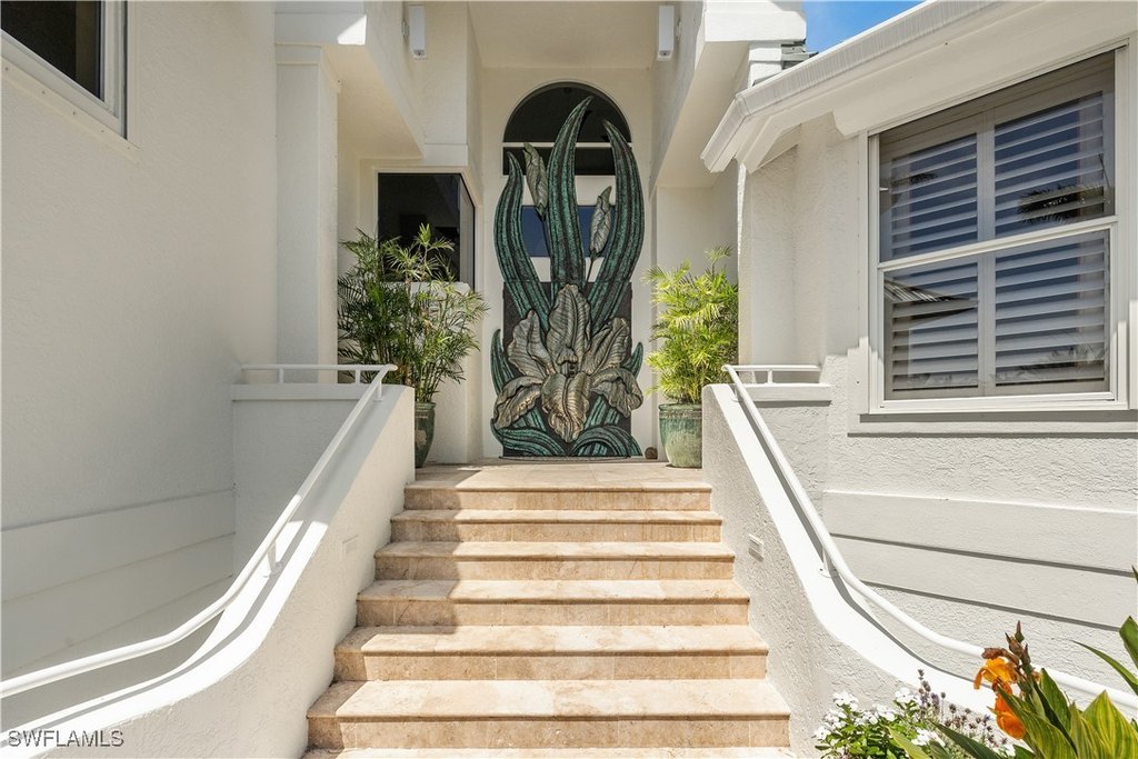 Captiva, Florida, 33924, United States, 5 Bedrooms Bedrooms, ,5.5 BathroomsBathrooms,Residential,Forsale,1971943