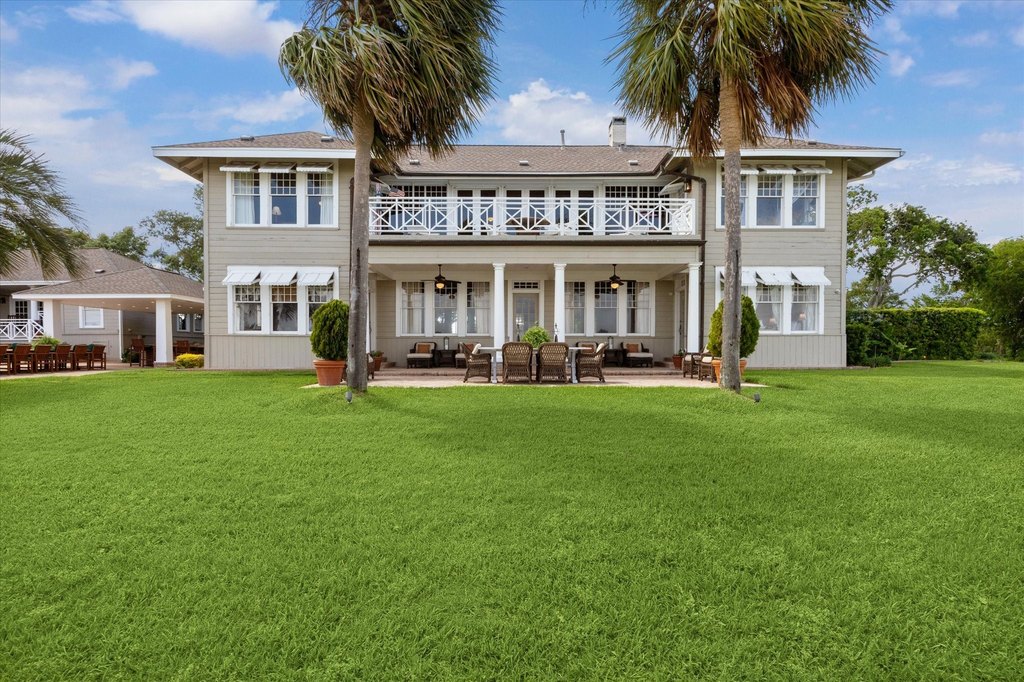 La Porte, Texas, 77571, United States, 5 Bedrooms Bedrooms, ,5.5 BathroomsBathrooms,Residential,Forsale,1954149