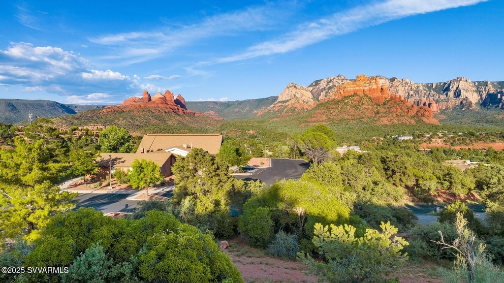 Sedona, Arizona, 86336, United States, 3 Bedrooms Bedrooms, ,4 BathroomsBathrooms,Residential,Forsale,1990081