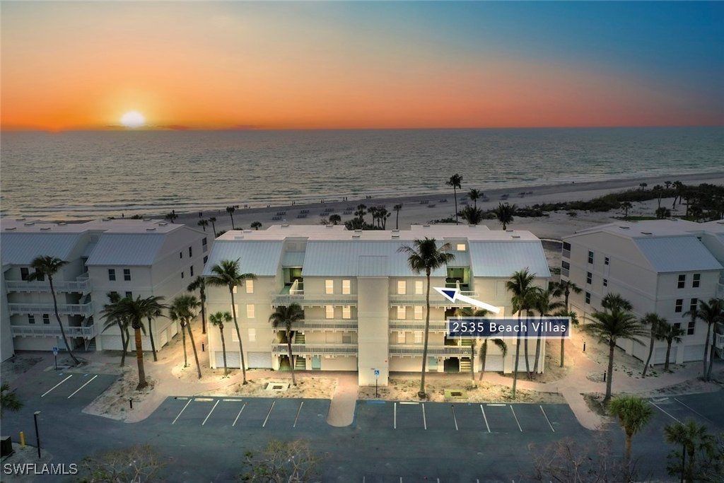 Captiva, Florida, 33924, United States, 4 Bedrooms Bedrooms, ,3 BathroomsBathrooms,Residential,Forsale,1886375