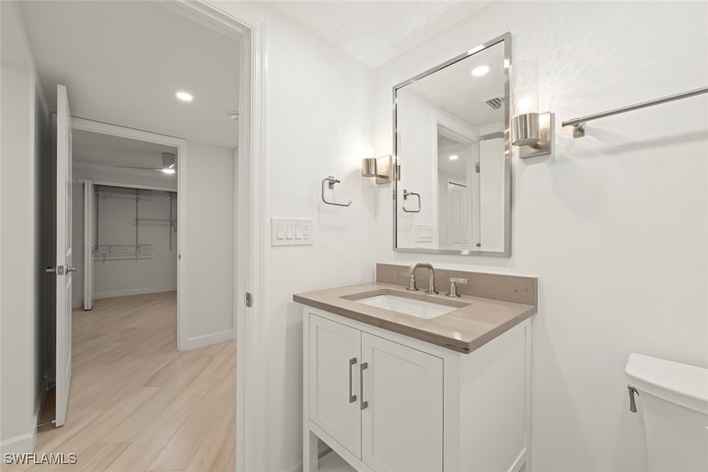 Sanibel, Florida, 33957, United States, 2 Bedrooms Bedrooms, ,2 BathroomsBathrooms,Residential,Forsale,1886387