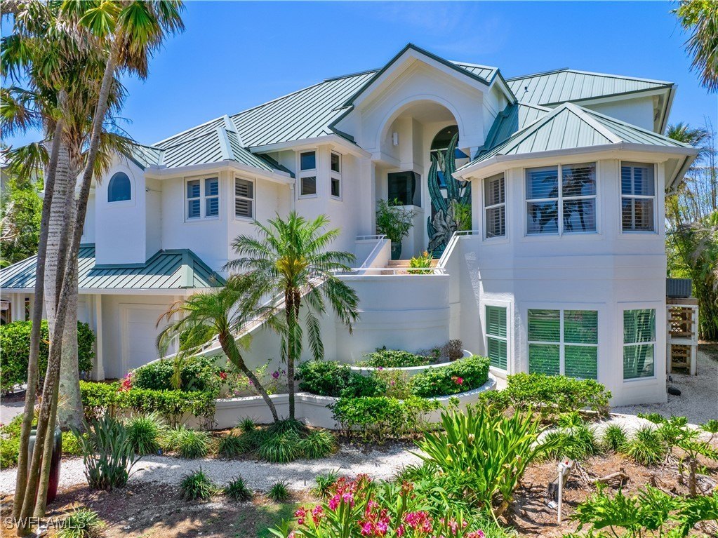 Captiva, Florida, 33924, United States, 5 Bedrooms Bedrooms, ,5.5 BathroomsBathrooms,Residential,Forsale,1971943