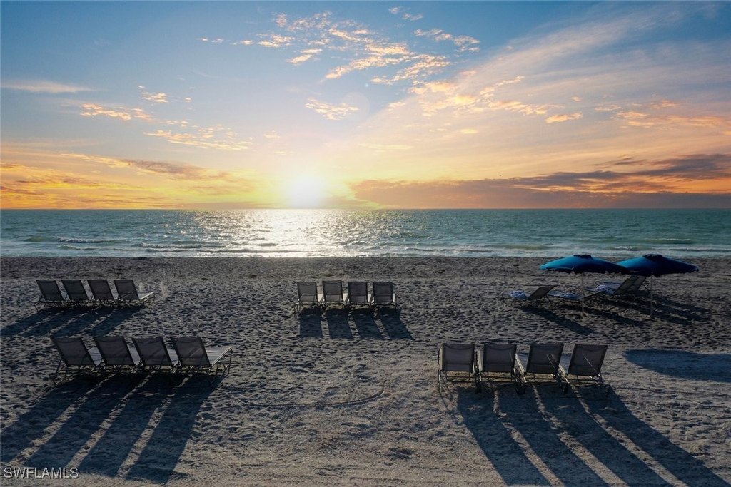 Captiva, Florida, 33924, United States, 4 Bedrooms Bedrooms, ,3 BathroomsBathrooms,Residential,Forsale,1886375