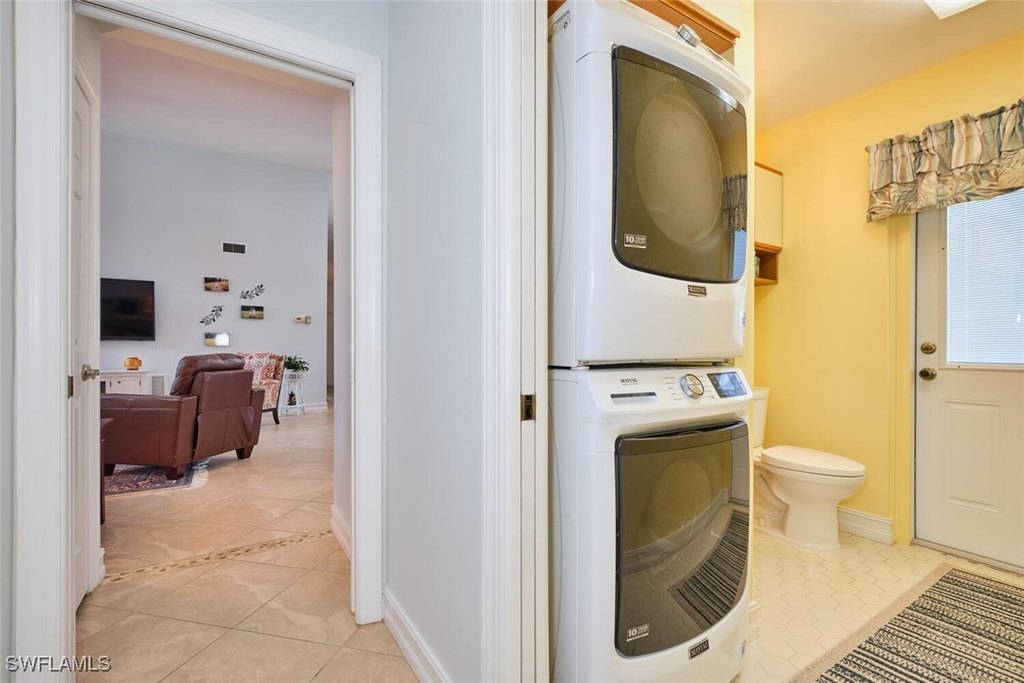 Fort Myers, Florida, 33912, United States, 3 Bedrooms Bedrooms, ,2.5 BathroomsBathrooms,Residential,Forsale,1971959