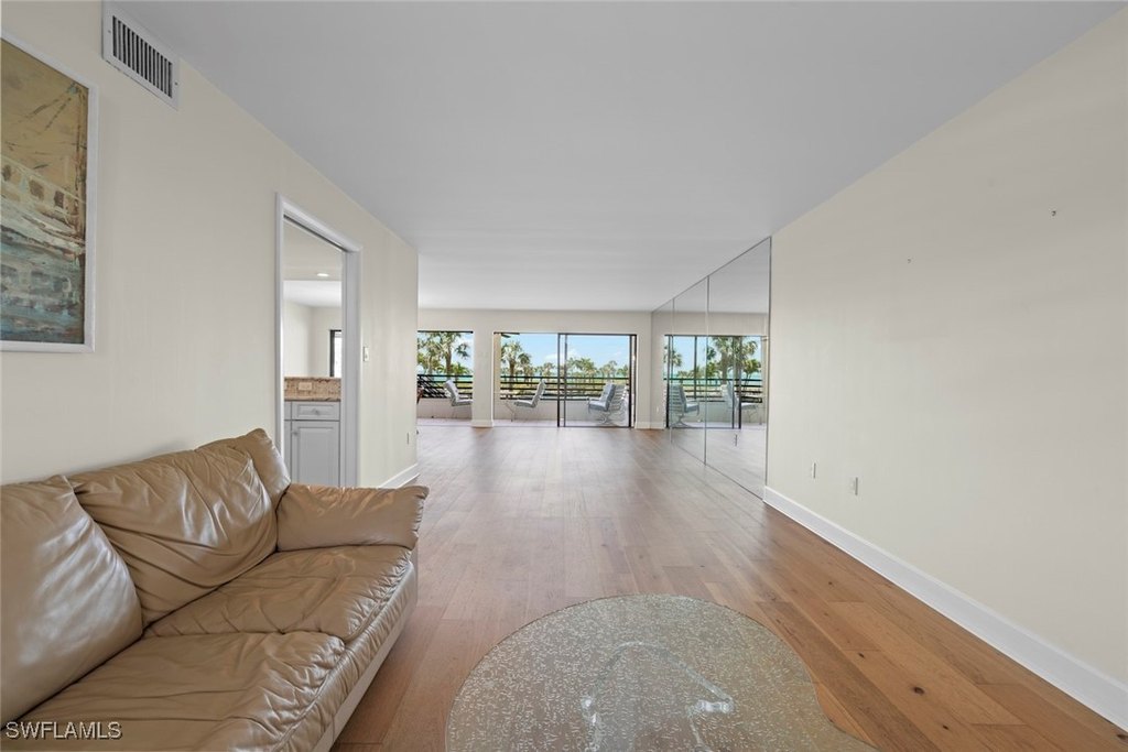 Sanibel, Florida, 33957, United States, 2 Bedrooms Bedrooms, ,2 BathroomsBathrooms,Residential,Forsale,1886373