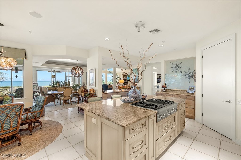 Captiva, Florida, 33924, United States, 5 Bedrooms Bedrooms, ,5.5 BathroomsBathrooms,Residential,Forsale,1971943