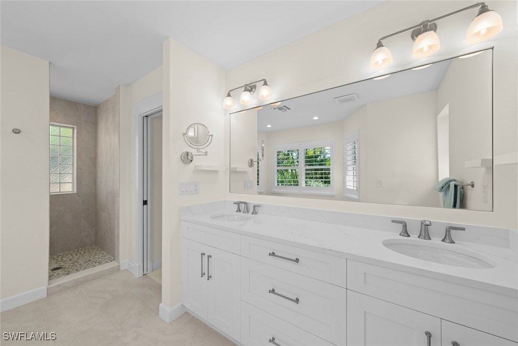 Sanibel, Florida, 33957, United States, 4 Bedrooms Bedrooms, ,4 BathroomsBathrooms,Residential,Forsale,1886410